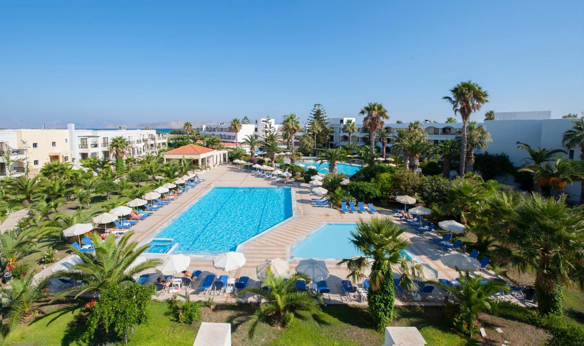 Tigaki Beach Hotel Hotel 4*